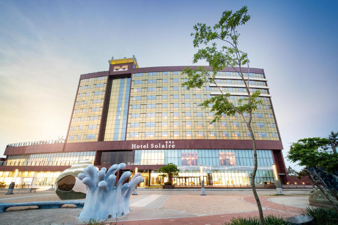 Hotel Solaire 保宁市 外观 照片