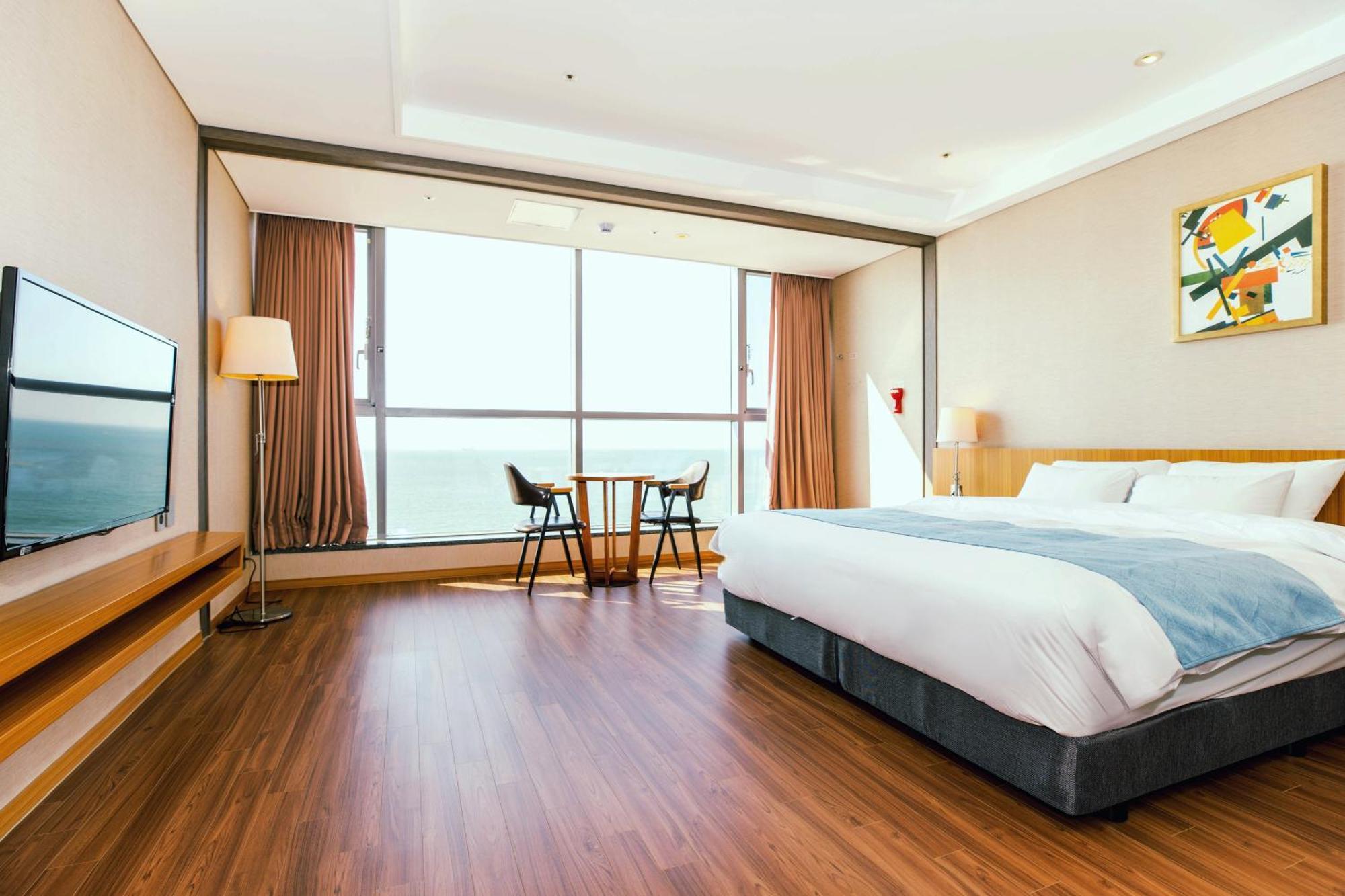 Hotel Solaire 保宁市 外观 照片