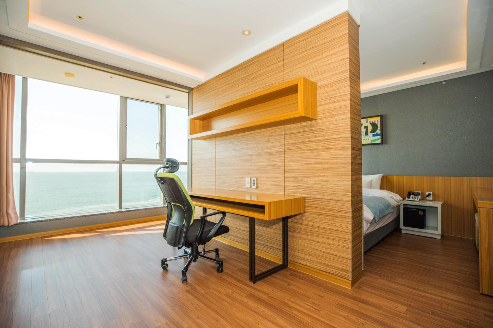 Hotel Solaire 保宁市 外观 照片