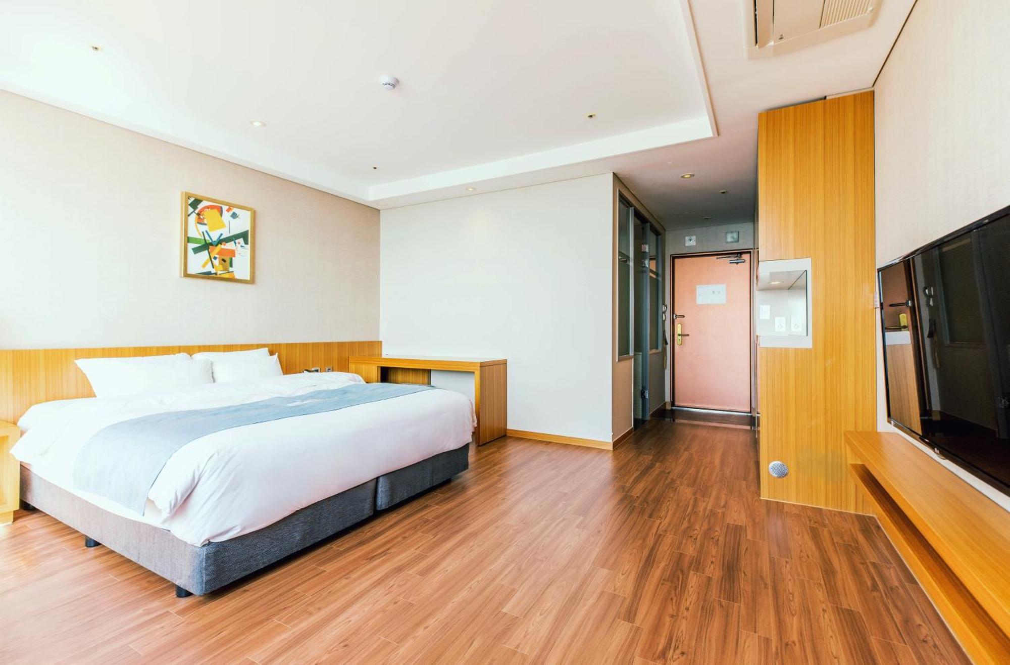 Hotel Solaire 保宁市 外观 照片