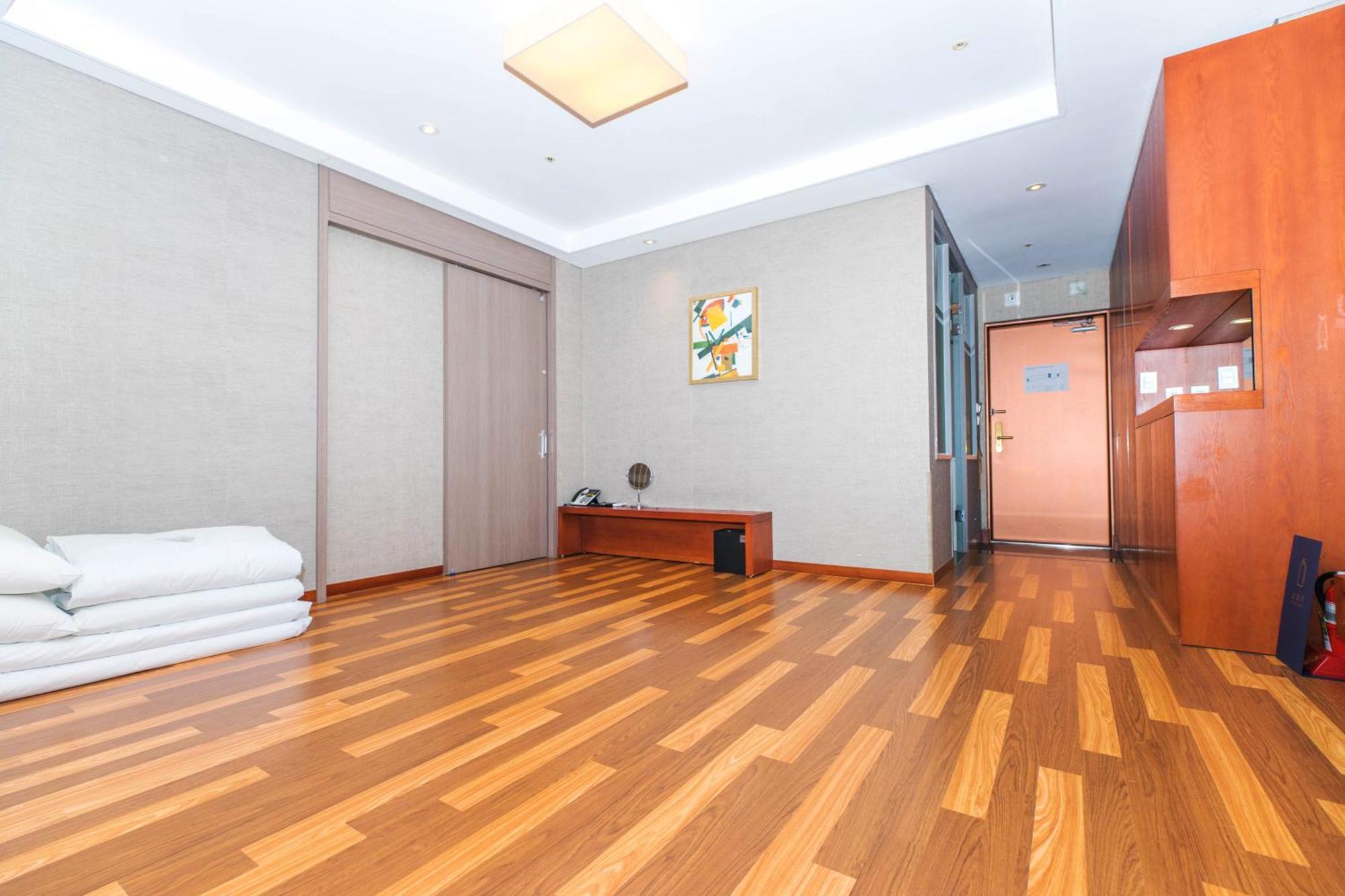 Hotel Solaire 保宁市 外观 照片