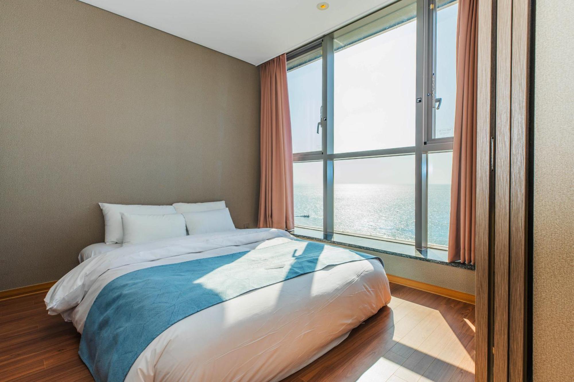 Hotel Solaire 保宁市 外观 照片